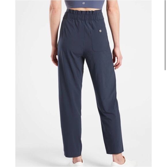 Athleta Pants Skyline Pant II Navy Paperbag Tie Waist Belted 530640 Size 10T - Picture 2 of 12